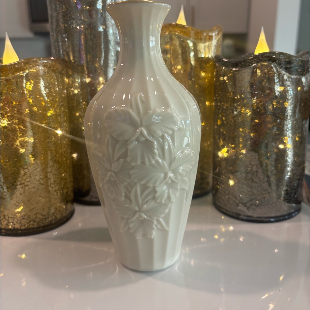 Lenox Cream Floral Vase